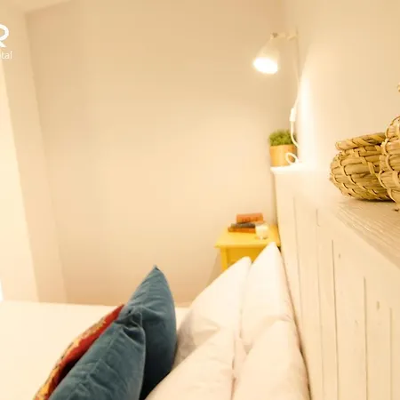 Exotic - Ctr Apartment *